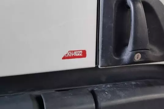 Diferença entre gravação de peças a laser e punção