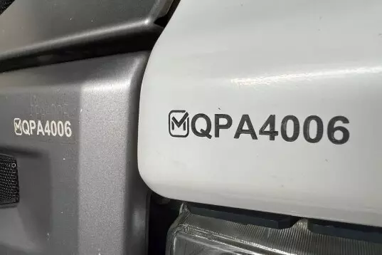 Gravação e marcação de peças de caminhão a laser